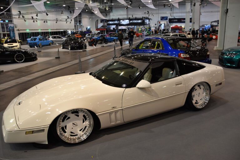 White 1988 Chevrolet Corvette C4 35th Anniversary coupe, a candidate for a preventive VATS delete